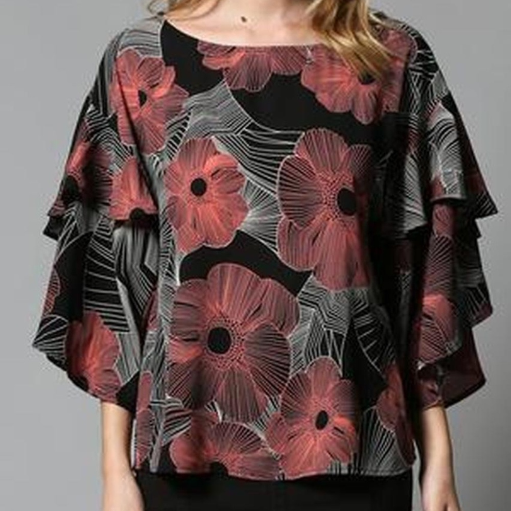 Floral Print Bell Tier Sleeve Top